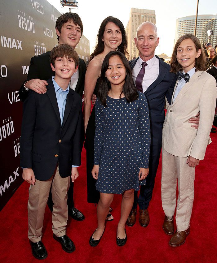 Jeff y MacKenzie Bezos