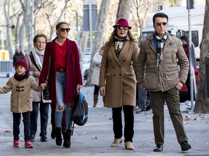 Ortega Cano y su familia