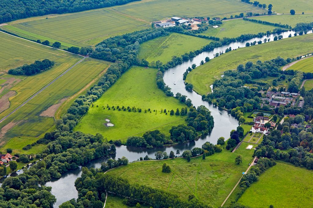 Buckinghamshire, al noroeste de Londres, es el condado inglés en el que se encuentran los terrenos de Harry Aubrey-Fletcher y donde está previsto construir la polémica planta de biogás