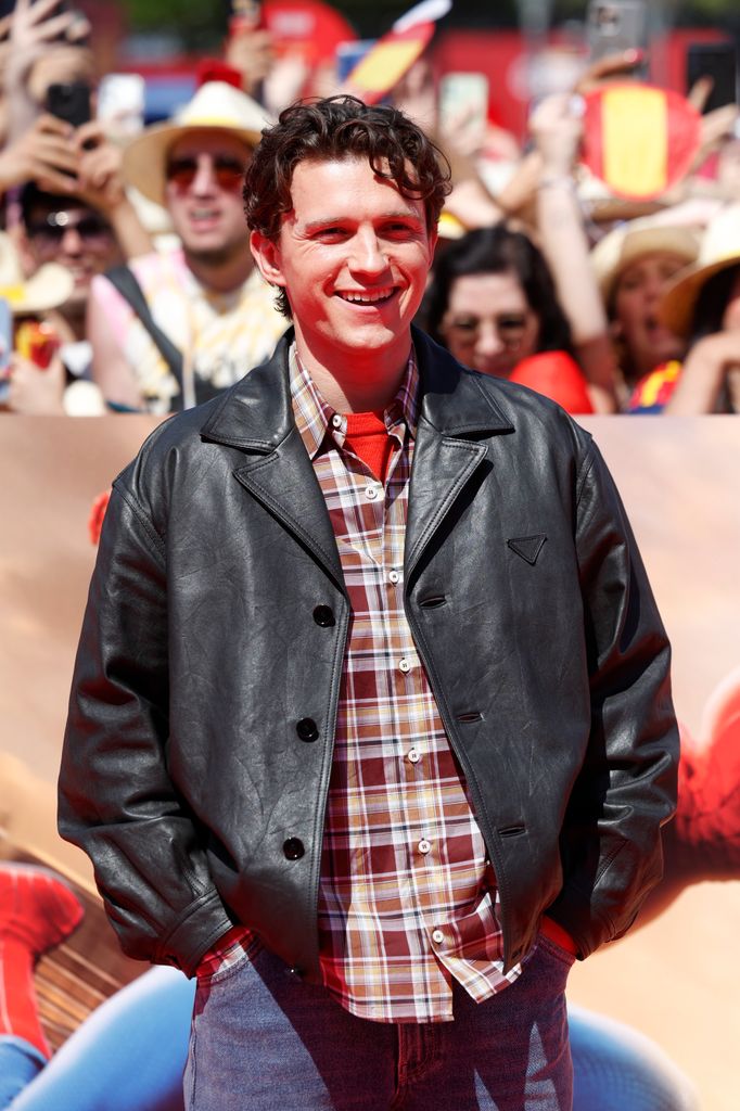Tom Holland en la Plaza de Colón