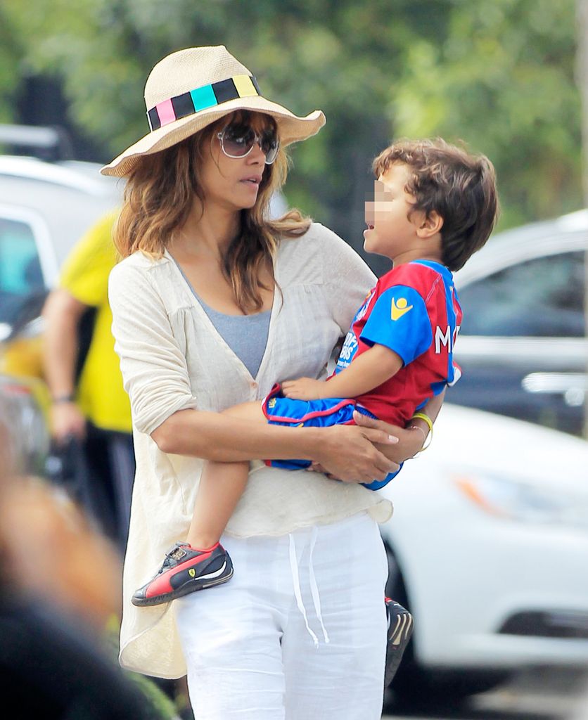 Halle Berry con su hijo Maceo