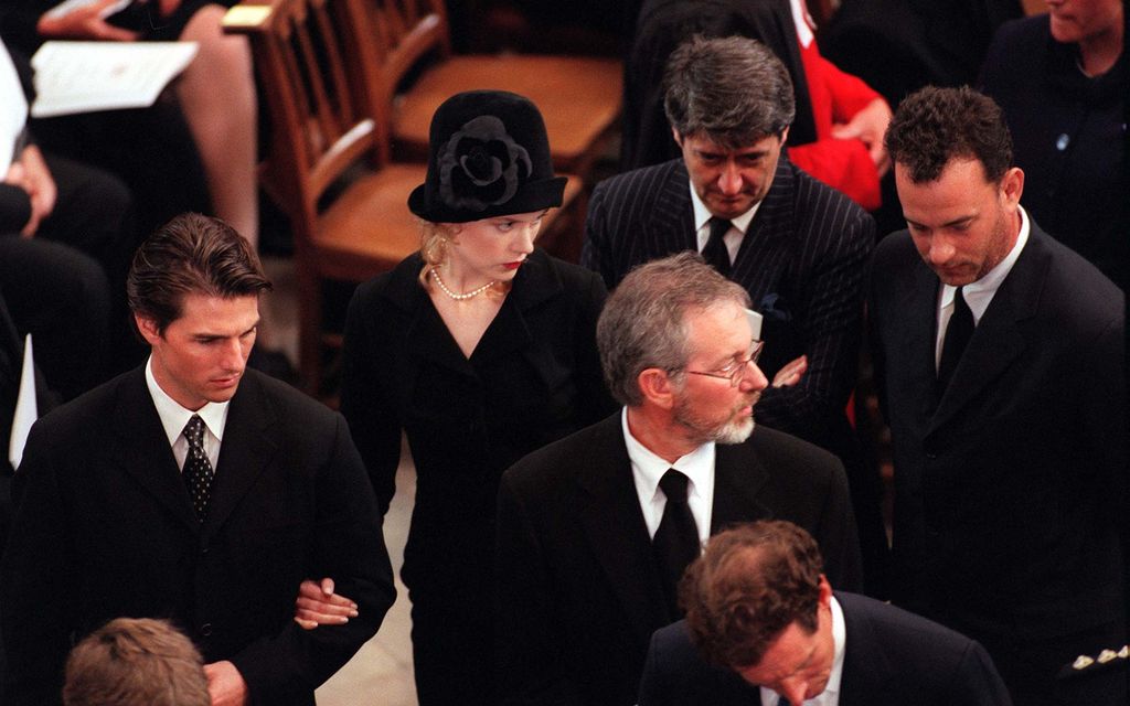 Funeral de Diana de Gales: 6 de septiembre de 1997, Tom Cruise, Nicole Kidman, Steven Spielberg, Tom Conti y Tom Hanks llegan a la Abadía de Westminster