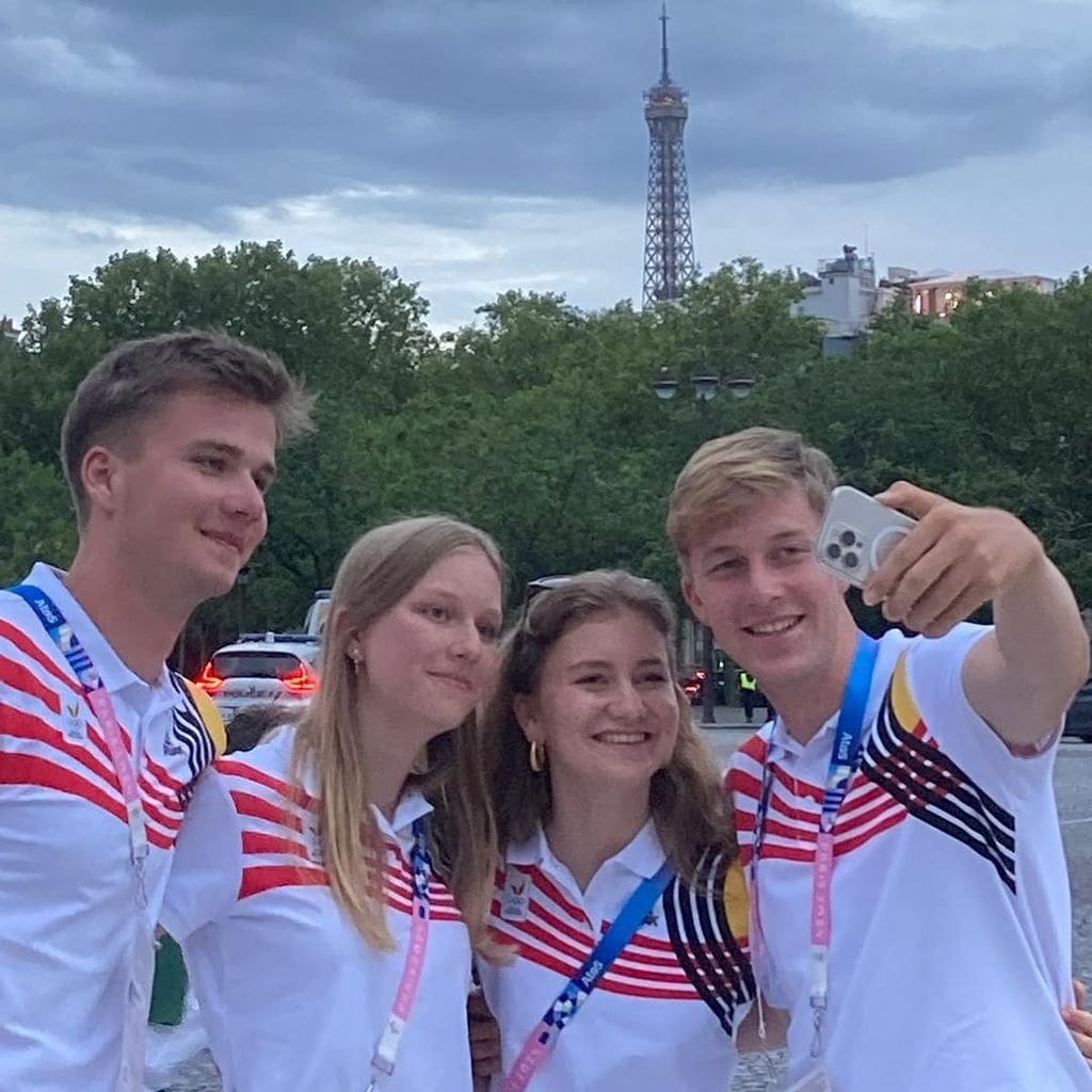 Elisabeth de Bélgica, Gabriel de Bélgica, Emmanuel de Bélgica y Eleonore de Bélgica en los Juegos Olímpicos de París de 2024