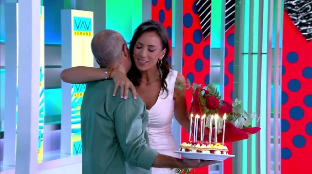 Patricia Pardo despidiéndose de ‘Vamos a ver’ de verano