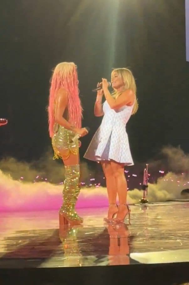 Karol G y Amaia Montero en el concierto de Karol G en Madrid, julio 2024