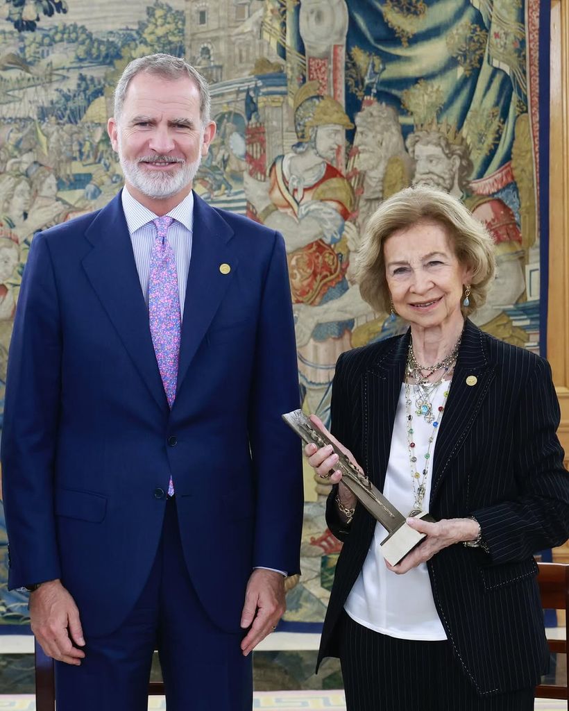 La reina Sofía con Felipe Vi en un acto de la Federación de Bancos de Alimentos 