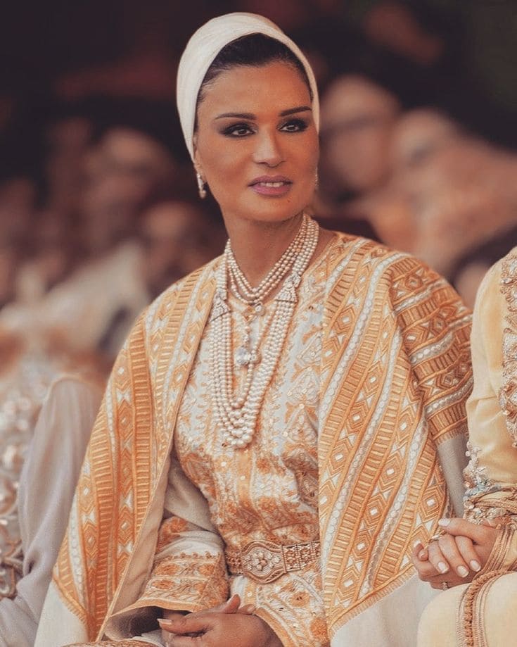 Mozah bint Nasser al-Missned, la exjequesa de Qatar y madre del actual emir