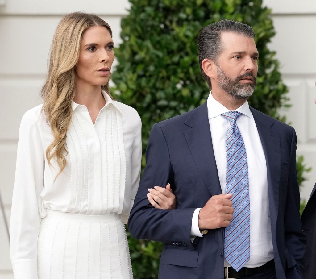 Donald Trump Jr. y Bettina Anderson se habrían casado en Florida antes de viajar a Las Bahamas.