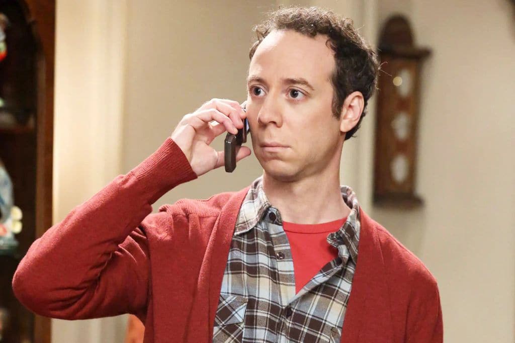  La serie se llama 'Stuart Fails to Save the Universe' y se centra en Stuart Bloom, al que da vida Kevin Sussman