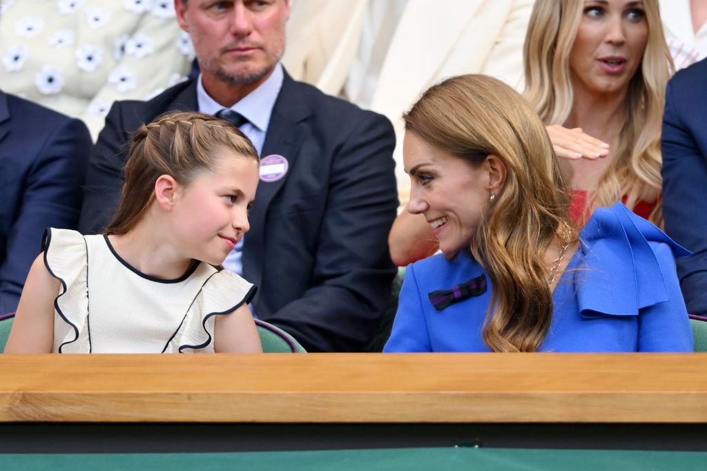 La complicidad de madre e hija fue captada por las cámaras, durante Wimbledon.