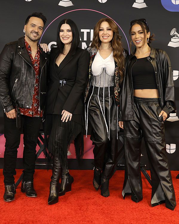 Laura Pausini con Luis Fonsi y Anitta