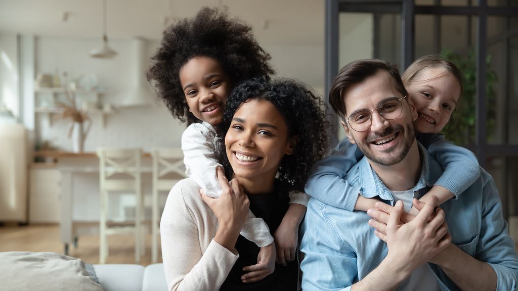 Familia reconstituida con los hijos de cada uno