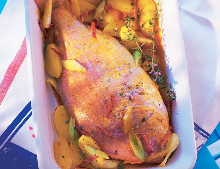 Rosada al horno con tomillo