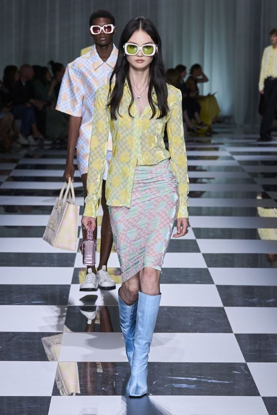 versace055a