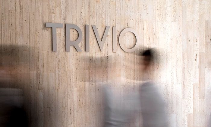 Jesús Segura está al frente del restaurante conquense 'Trivio', donde se ofrece una cocina 'tradicional y novedosa, de esencia y de cambio, de recuerdo y sorpresa', según la definen él y su equipo. Entre los miembros del jurado del ‘Campeonato Internacional Joselito a la Mejor Croqueta de Jamón del Mundo’, estaban el conocido chef José Andrés y el actor (y foodie confeso) Juan Echanove. Fotos: Hola.com y restaurantetrivio.com
