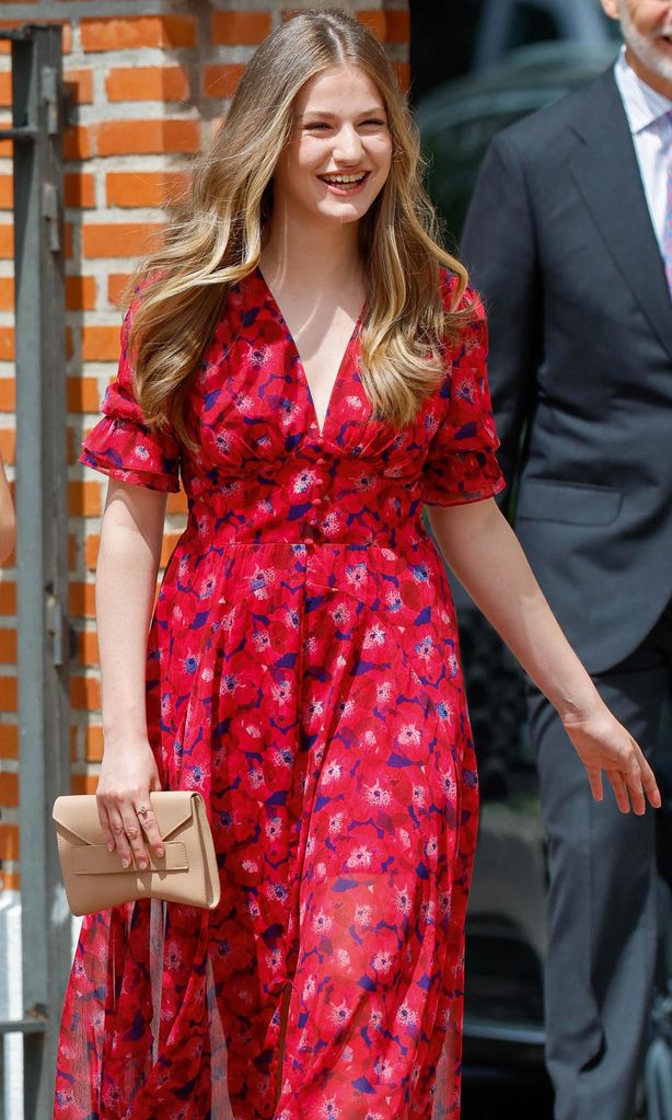 HOLA4114 CONFIRMACIÓN INFANTA SOFÍA