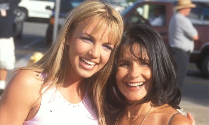 Britney Spears con su madre Lynne