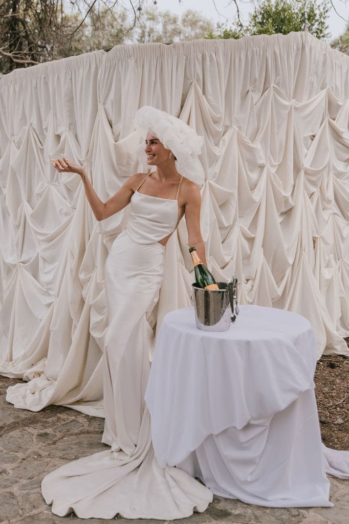 Gala González vestido de novia Sybilla