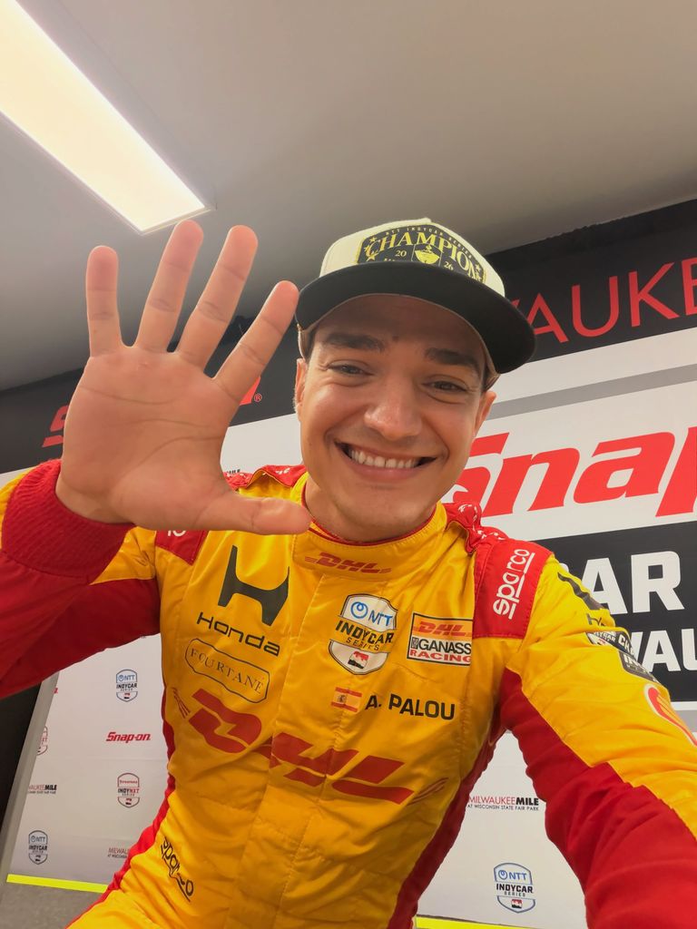 El joven celebra su quinto titulo en seis años