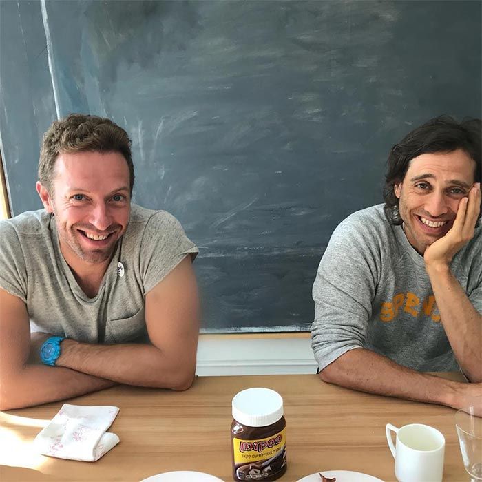 Brad Falchuk y Chris Martin