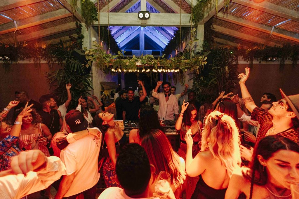 Fiesta en Playa Padre, Marbella