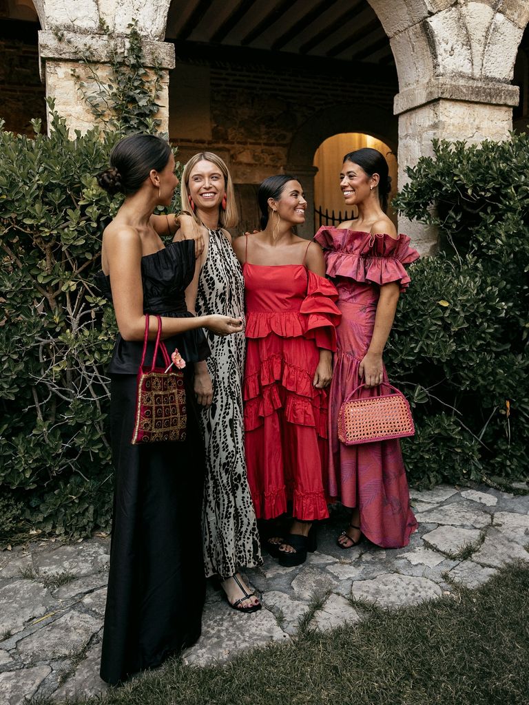 Protocolo vestimenta boda civil invitadas