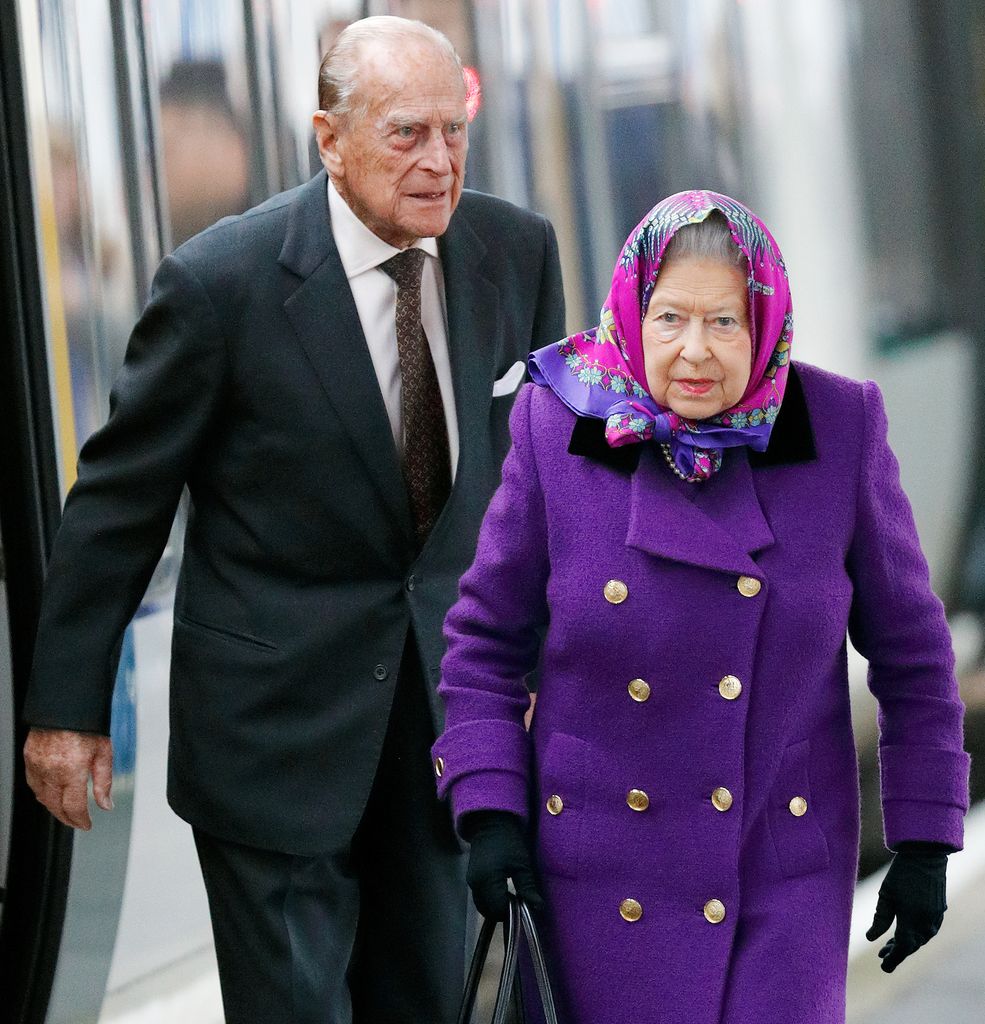 El príncipe Felipe y la reina Isabel 