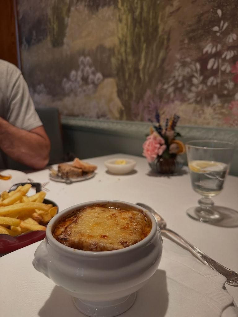 Sara Carbonero celebra su 42 cumpleaños