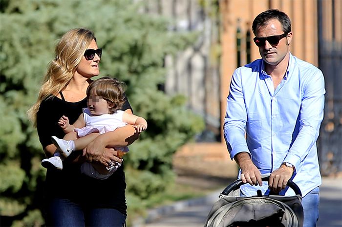 Carlota Corredera, Carlos de la Maza y su hija Alba