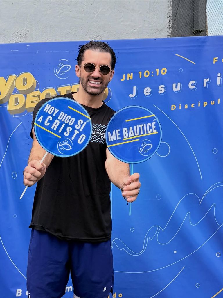 Toni Costa se siente feliz y agradecido tras su bautizo