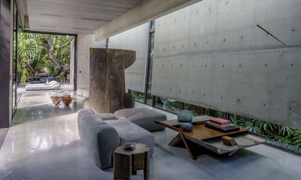 interiores de la casa de avenue prairie de rene gonzalez architects