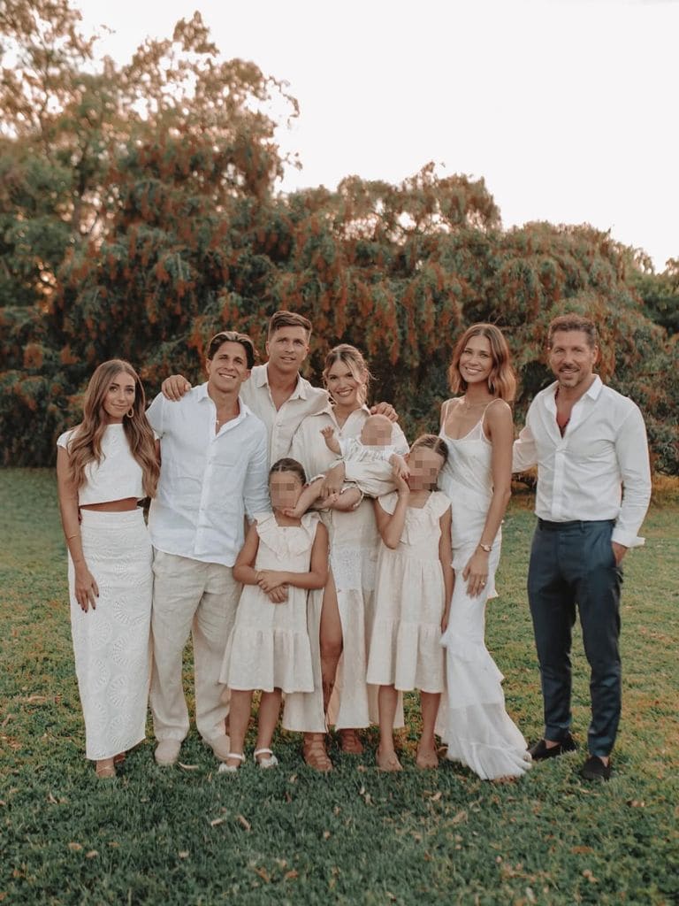 El bautizo de Faustino, el hijo de Gianluca Simeone y Eva Bargiela