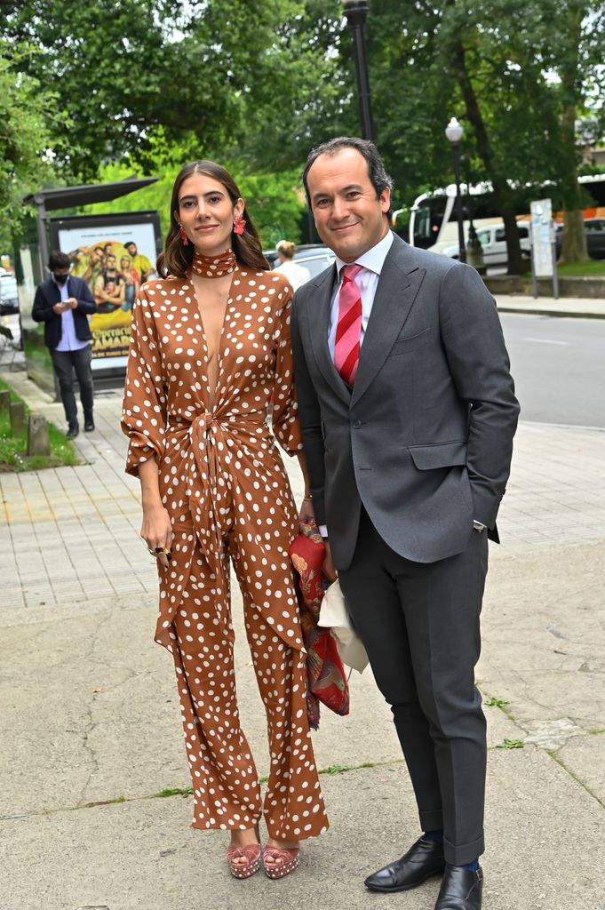 Ramón Hermosilla, hijo de Silvia Gómez-Cuétara, y Karla Cova Villa
