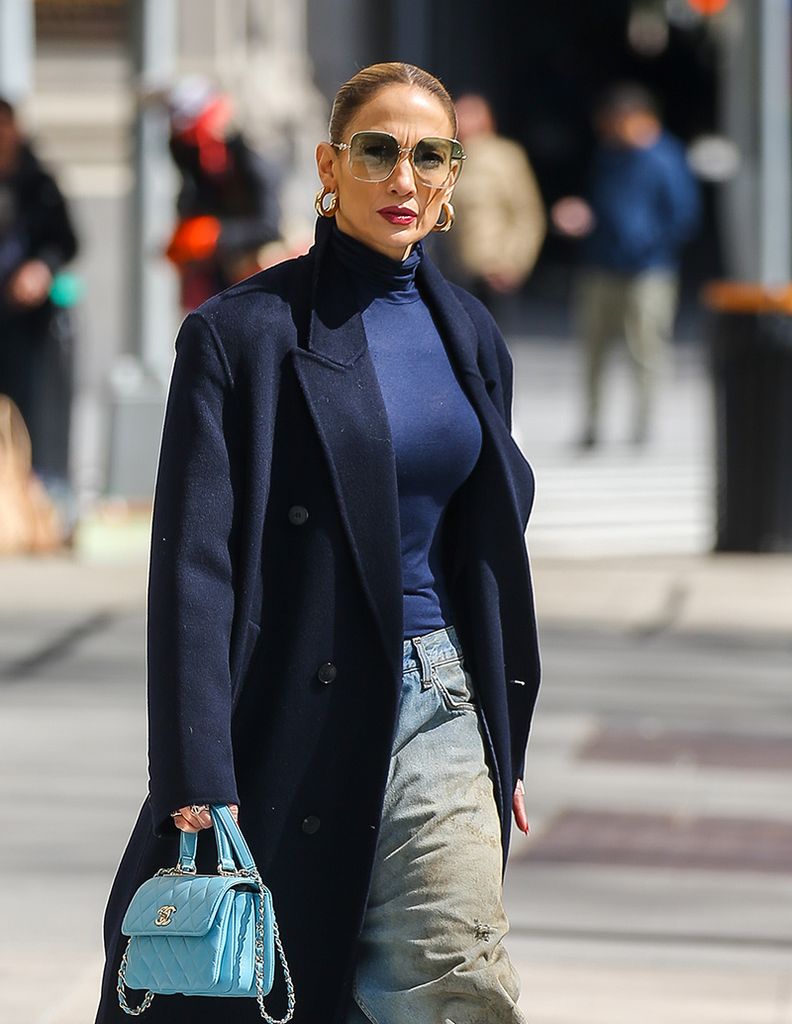 jlo3