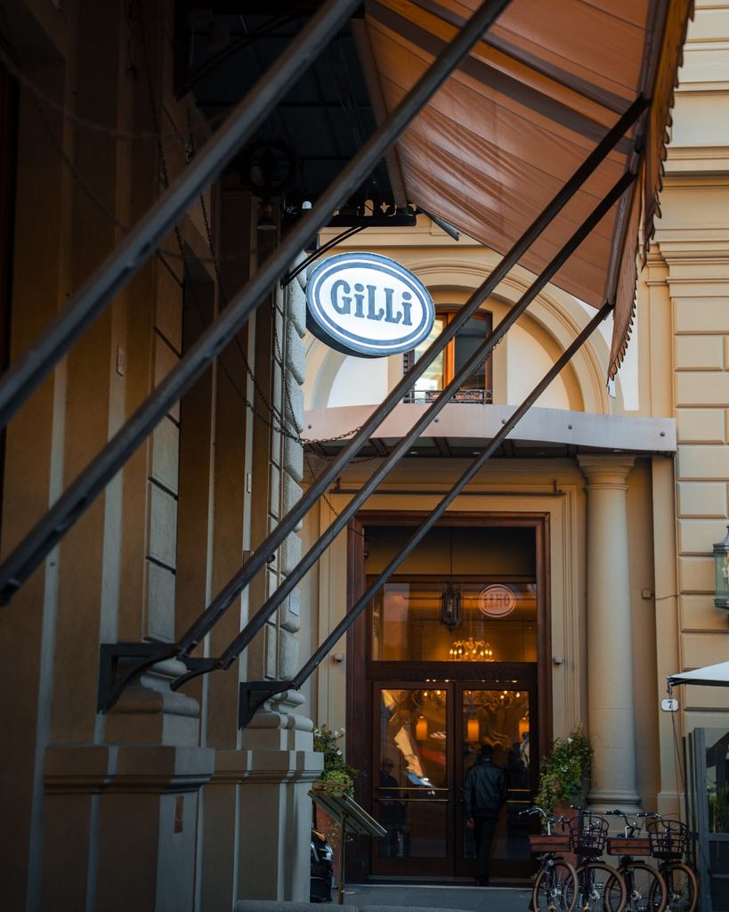 Uno de los cafés con más historia de la ciudad de Florencia: Gilli, fundado en 1733