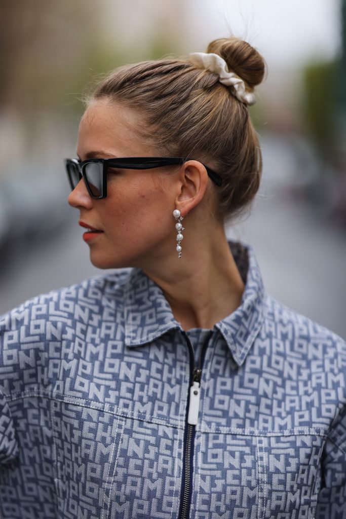 Street Style scrunchies