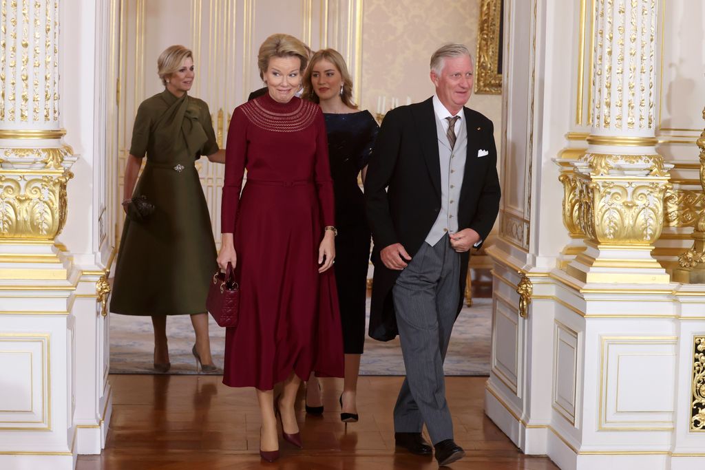 Entrada de los Reyes de Bélgica con la princesa Elisabeth y la reina Maxima a la abdicación de los Grandes Duques de Luxemburgo