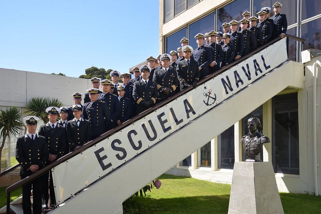 La princesa Leonor participa en la inauguración de un busto de Blas de Lezo y Olavarrieta en Valparaíso