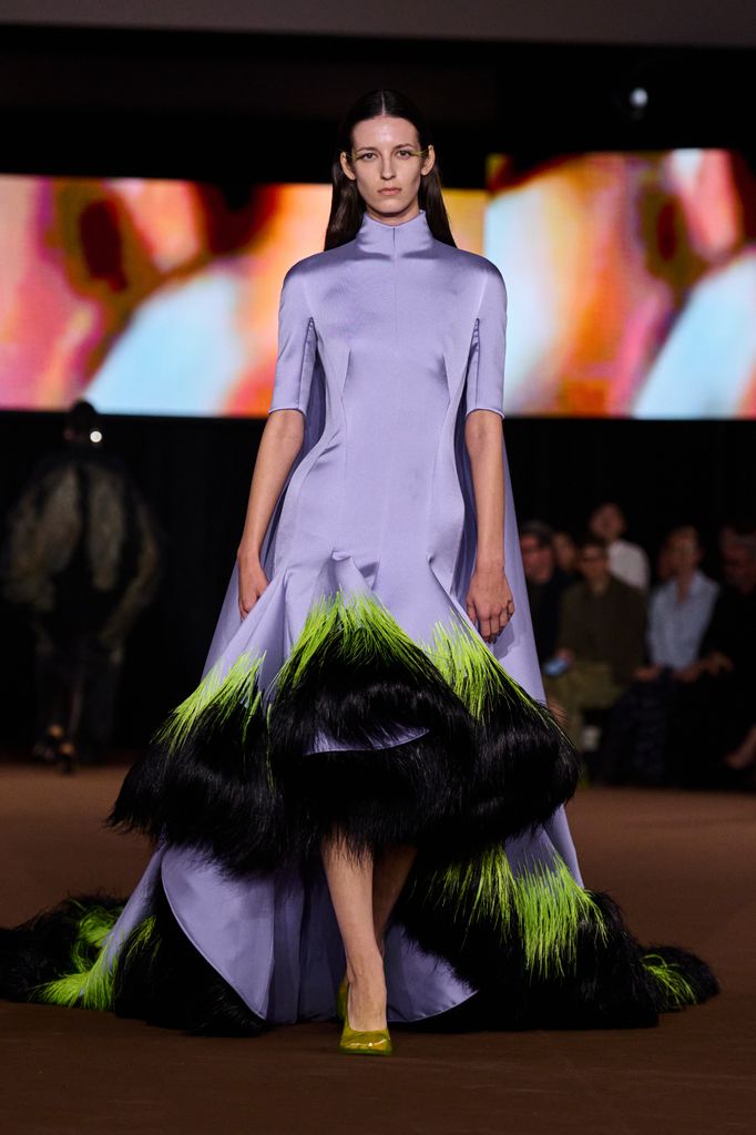 Paris Fashion Week: desfile de Mugler (Primavera/Verano 2027)
