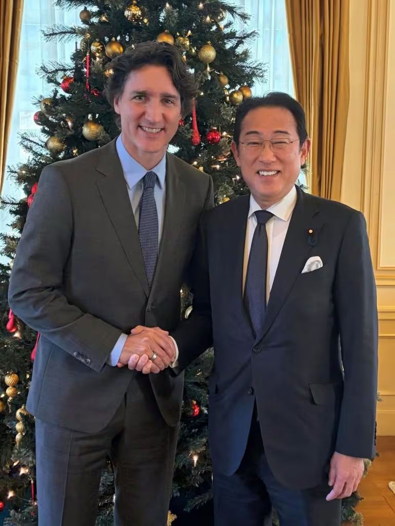 Justin Trudeau con Fumio Kishida.