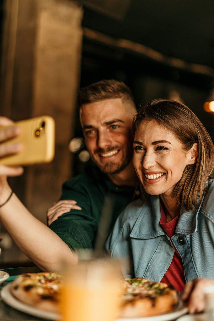 pareja foto telefono
