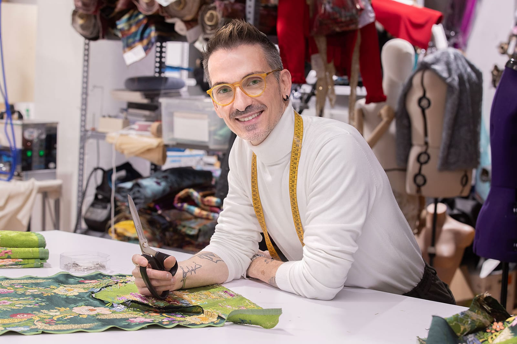 Eduardo Cervera, indumentarista de las fallas de Valencia
