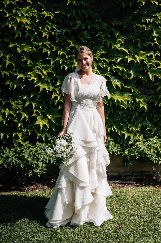 Natalia con vestido de novia de Manuel de Vivar en su boda con Nacho