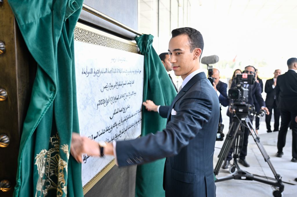 Por orden de Su Majestad el Rey, Su Alteza Real el Príncipe Heredero Moulay El Hassan inaugura la «Torre Mohammed VI», un emblema de modernidad y símbolo del prestigio de las dos ciudades gemelas de Rabat y Salé
