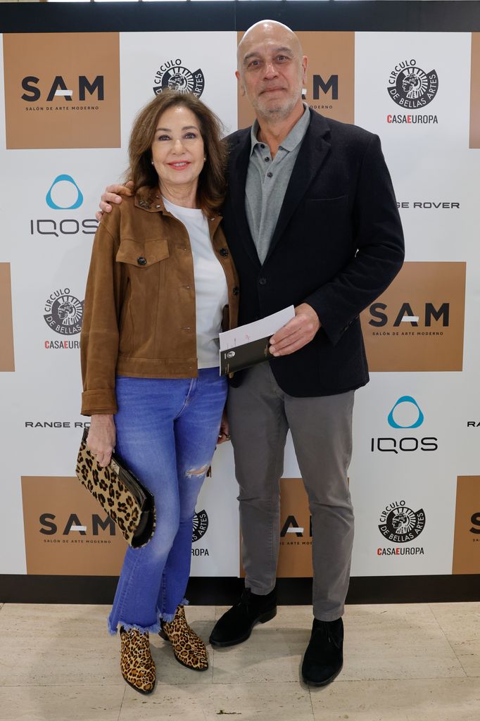 Ana Rosa Quintana y Juan Muñoz en la IX edición de SAM, Salón de Arte Moderno