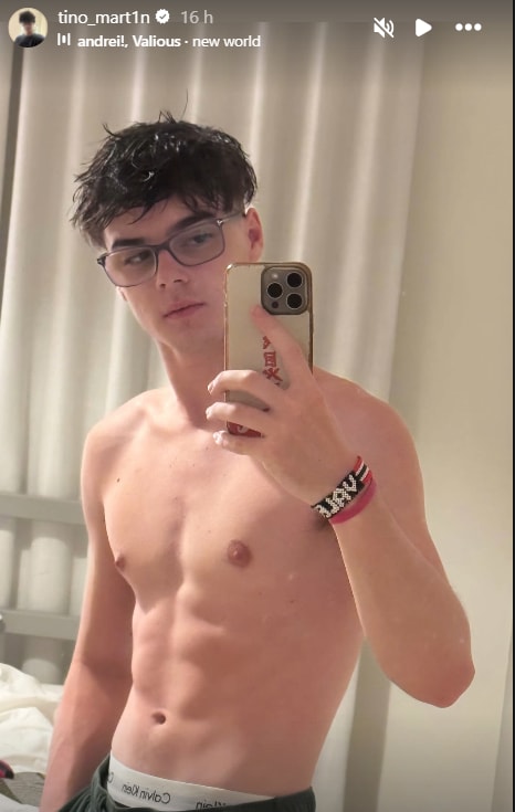 Valentino, uno de los mellizos de Ricky Martin, sorprendió con su cambio de look.