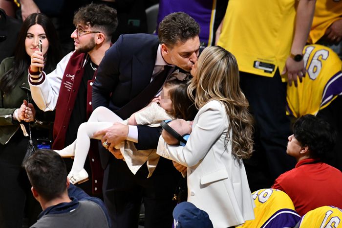 Las lágrimas de Pau Gasol al hacer historia en Los Angeles Lakers