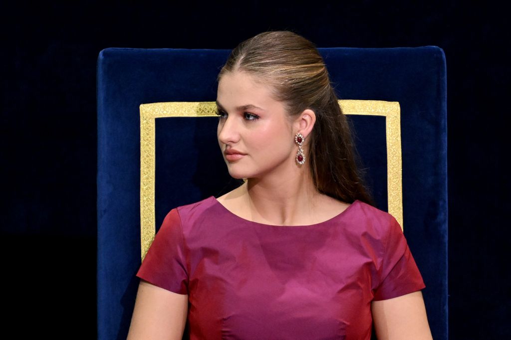 La princesa Leonor en el escenario durante los Premios Princesa de Asturias 2026.