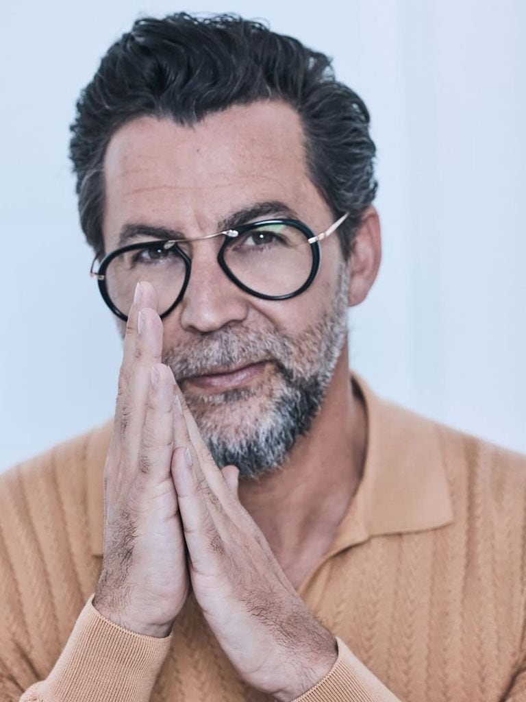Para Quique "el arroz tiene un protagonismo central" en su cocina: en 2005 publicó el libro Arroces Contemporáneos en el que nos acerca a la cultura mediterránea del arroz; en todos sus restaurantes el arroz aparece, de alguna manera, dentro de sus menús.