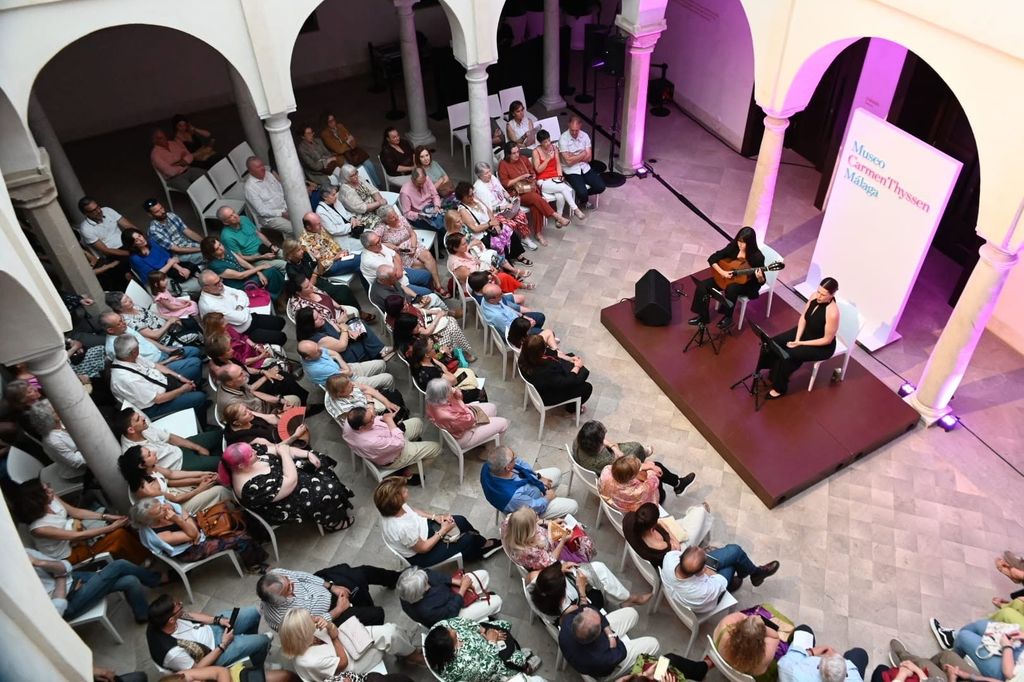 Noches de flamenco en el patio del museo Carmen Thyssen Málaga